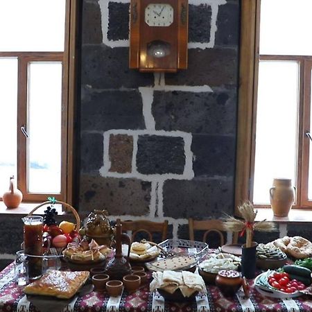 Guesthouse Emma Gyumri Ngoại thất bức ảnh