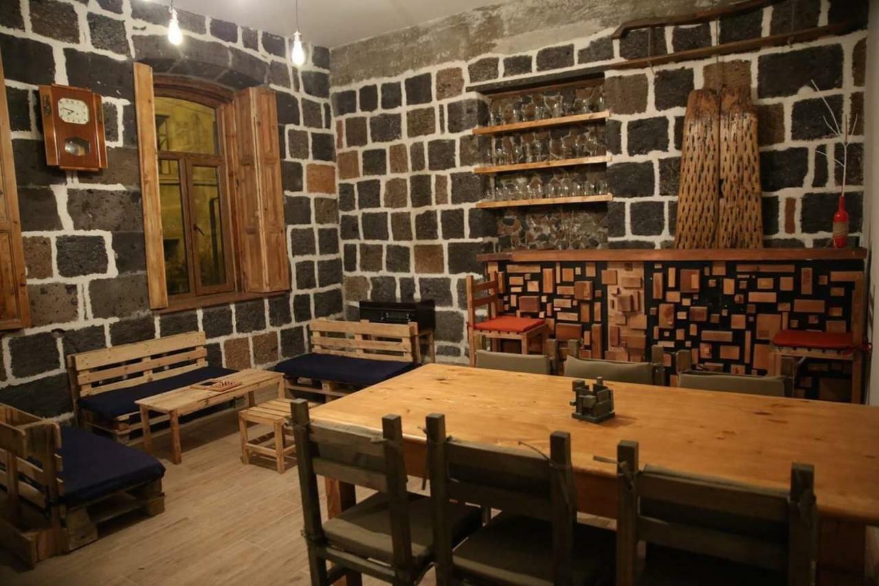 Guesthouse Emma Gyumri Ngoại thất bức ảnh